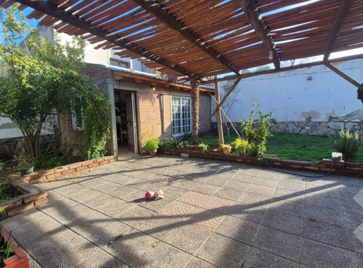Casa · 154m² · 5 Ambientes · 1 Cochera