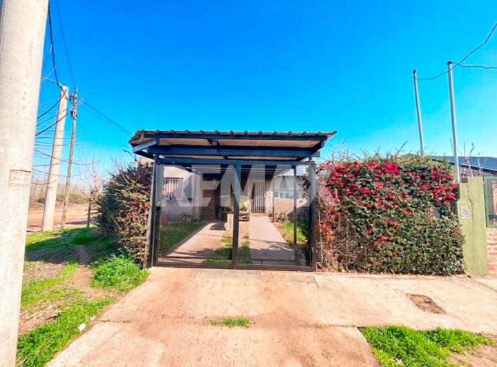 Casa · 74m² · 3 Ambientes · 2 Cocheras