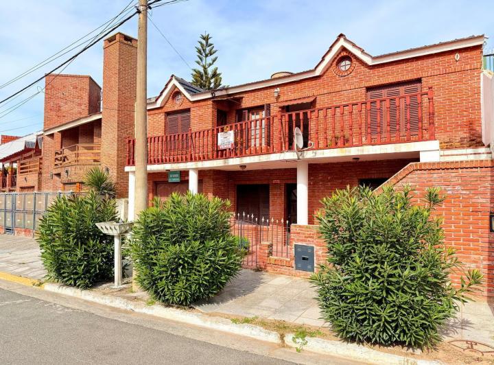 PH · 110m² · 8 Ambientes · 1 Cochera