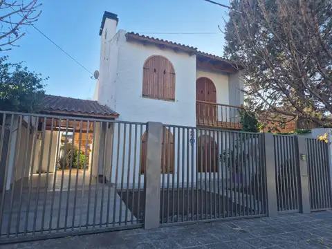Casa en Venta en General Roca, Río Negro