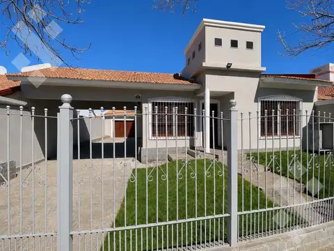 Casa en Venta en Neuquén, Confluencia