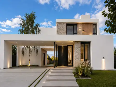 Casa en Venta en Plottier, Confluencia
