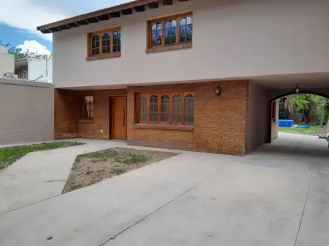 Casa en Alquiler en Primera Sección, Mendoza