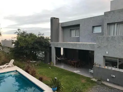 Casa en Venta en La Rufina, Countries y Barrios Cerrados en Cordoba Capital