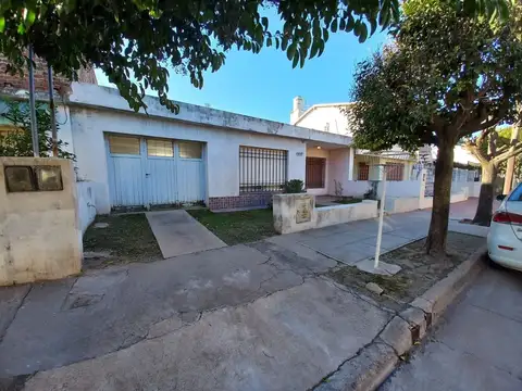 Casa en Venta en Deán Funes, Córdoba