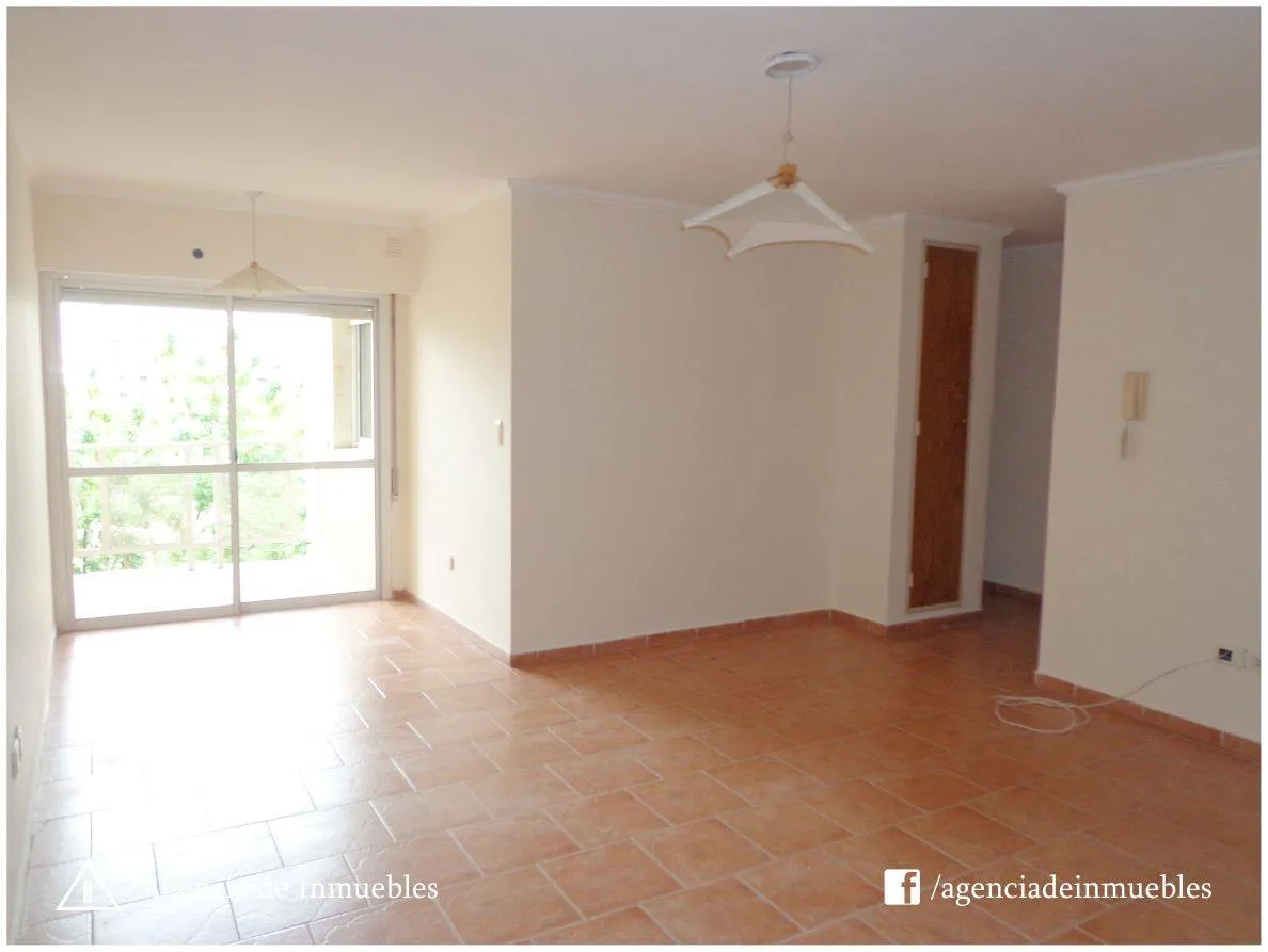 ALQUILA: Departamento 2 Dormitorios, Externo con Balcon / Nueva Cordoba