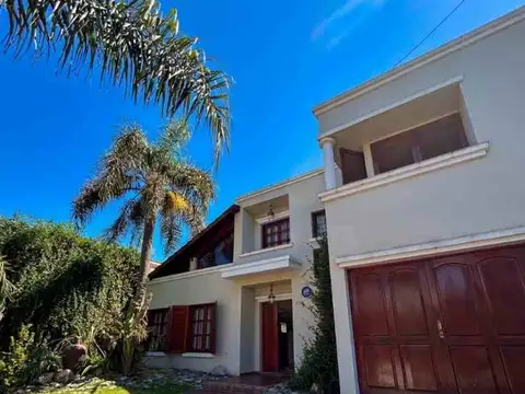 Casa en Venta en Arguello, Córdoba