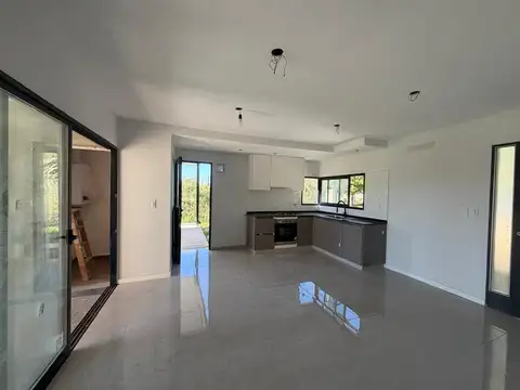 Casa en Venta en Roldan, San Lorenzo
