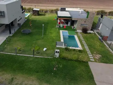Casa en Venta en Pueblo Esther, Rosario