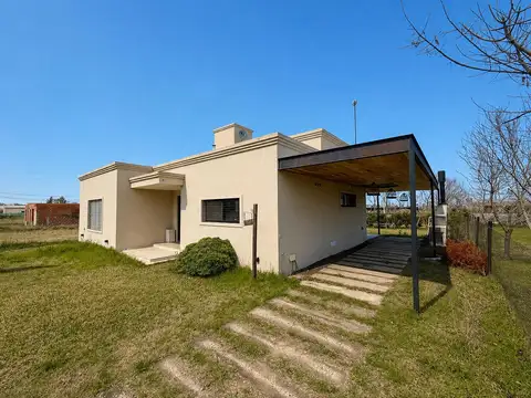 Casa en Venta en Roldan, San Lorenzo
