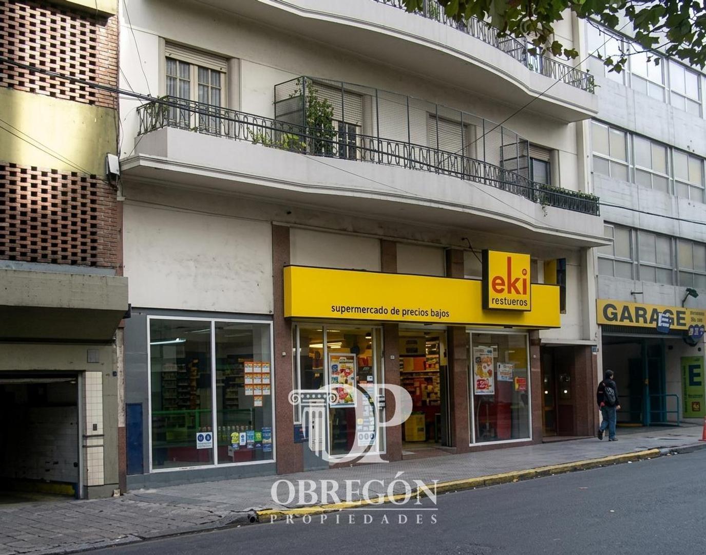 Local en Venta en Flores, CABA