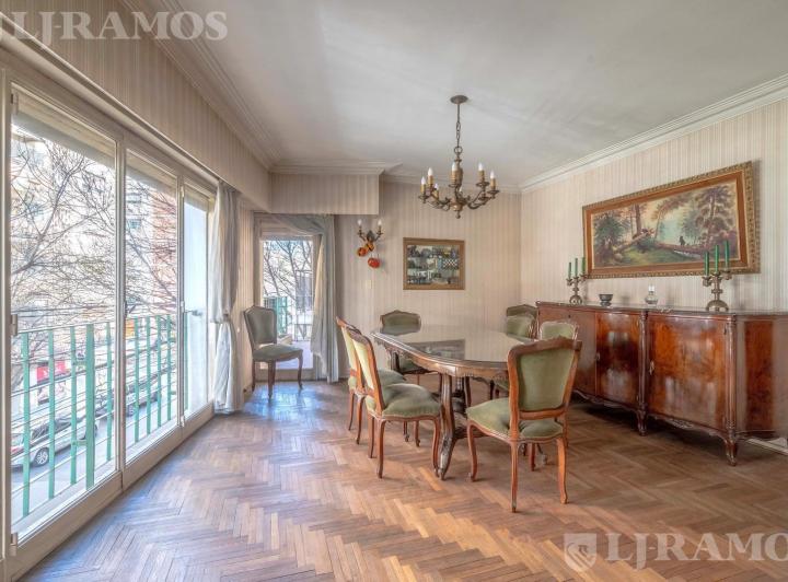 Departamento · 122m² · 4 Ambientes · 1 Cochera