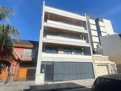 Departamento en Alquiler en Barrio Naón, Mataderos