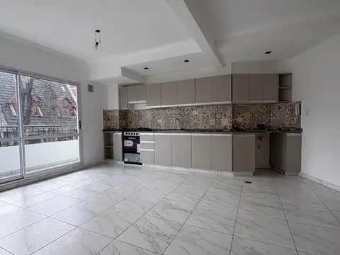 Departamento en Alquiler en Parque Patricios, CABA