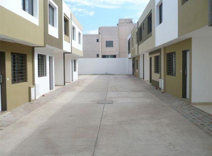 Casa · 90m² · 4 Ambientes · 1 Cochera