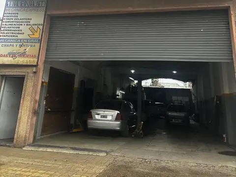 Galpón en Venta en Mataderos, CABA