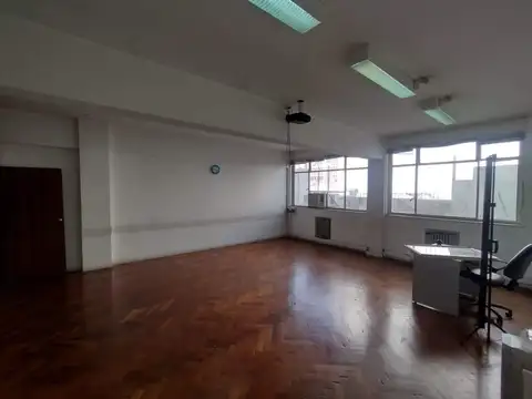 Oficina en Alquiler en Monserrat, CABA