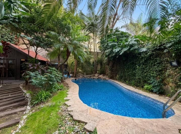Departamento · 230m² · 5 Ambientes · 1 Cochera