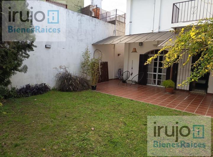 Casa · 417m² · 6 Ambientes · 1 Cochera