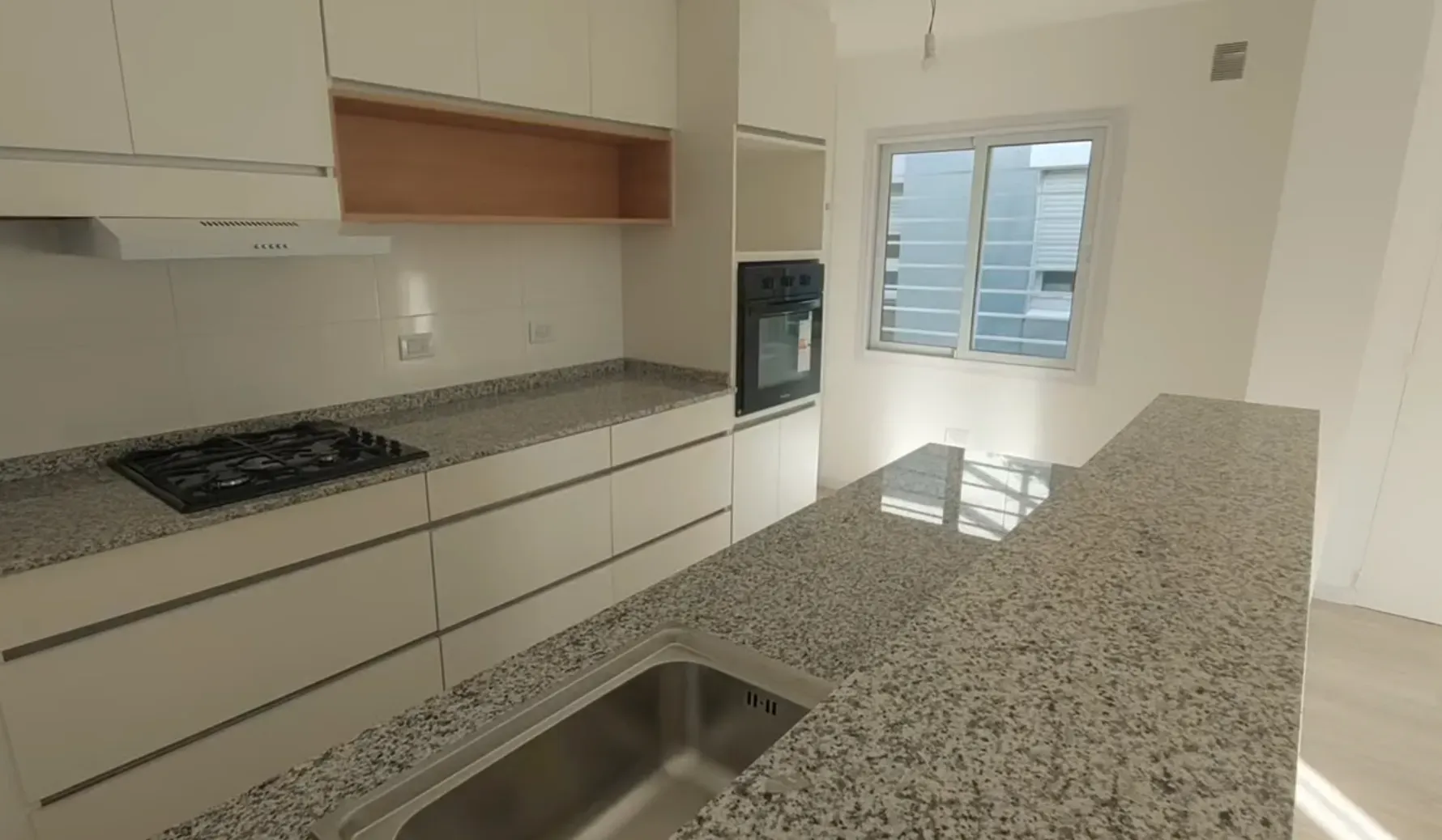 Departamento En Venta 3 Dormitorios 2 Baños Cochera En Barrio General Paz