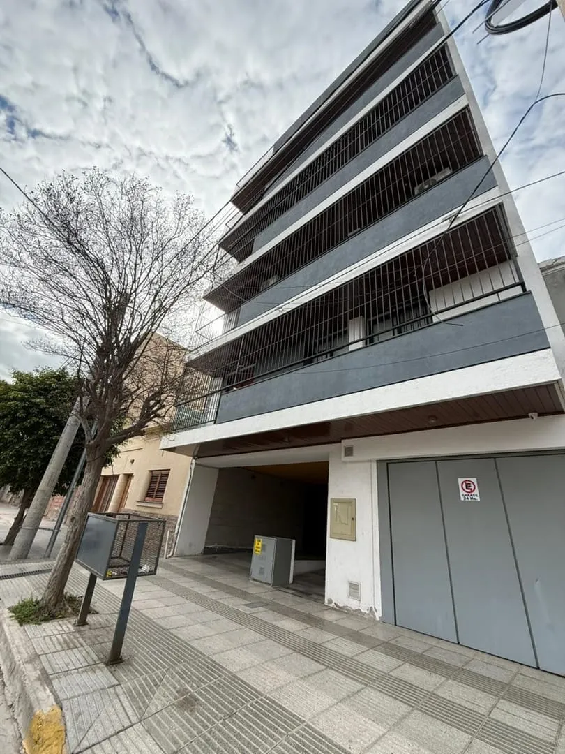 ALQUILER DPTO 2DORM CON COCHERA - A TRES CUADRAS DE LA PLAZA ALTA CBA