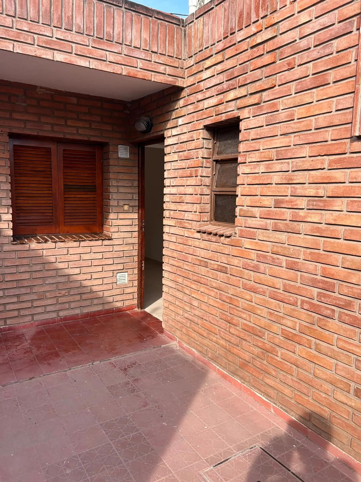 INMOBILIARAI MORA OFRECE ALQUILER DE MONOAMBIENTE EN ZONA UNIVERSITARIA - NO cobramos deposito
