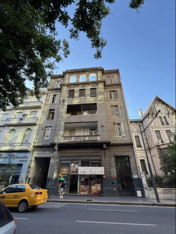 Alquiler, Depto 4 dorm, 2 Baños, Terraza Propia, Centro