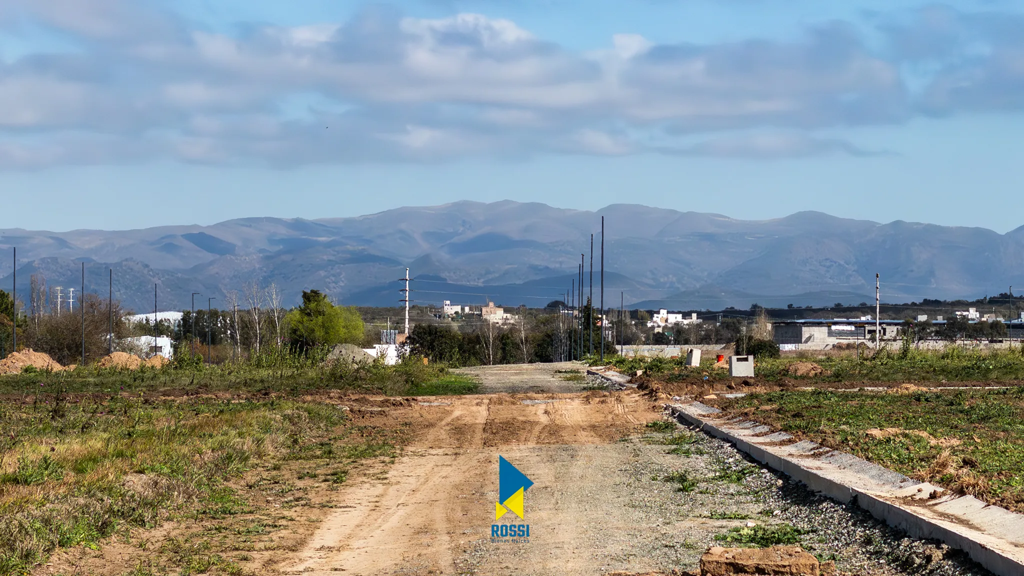 Venta de Lote Apto Dúplex en Urbanización Camino Real - Juarez Celman
