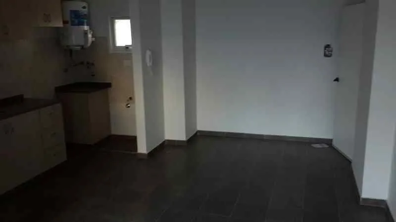 AV COLON UN DORM C/PL DORM $450.000.-