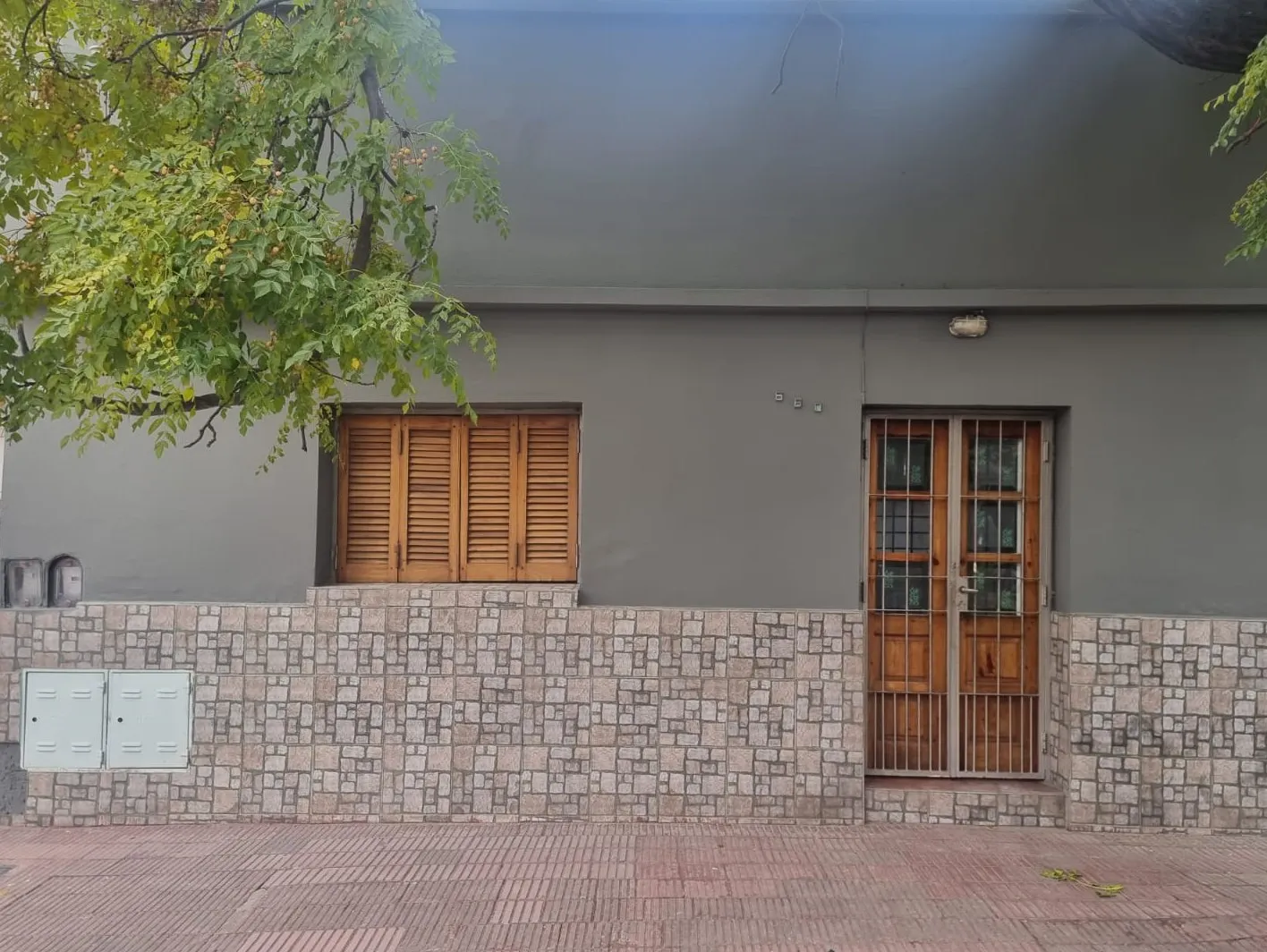 ALQUILER - CASA 2 DORMITORIOS - B° SAN MARTIN