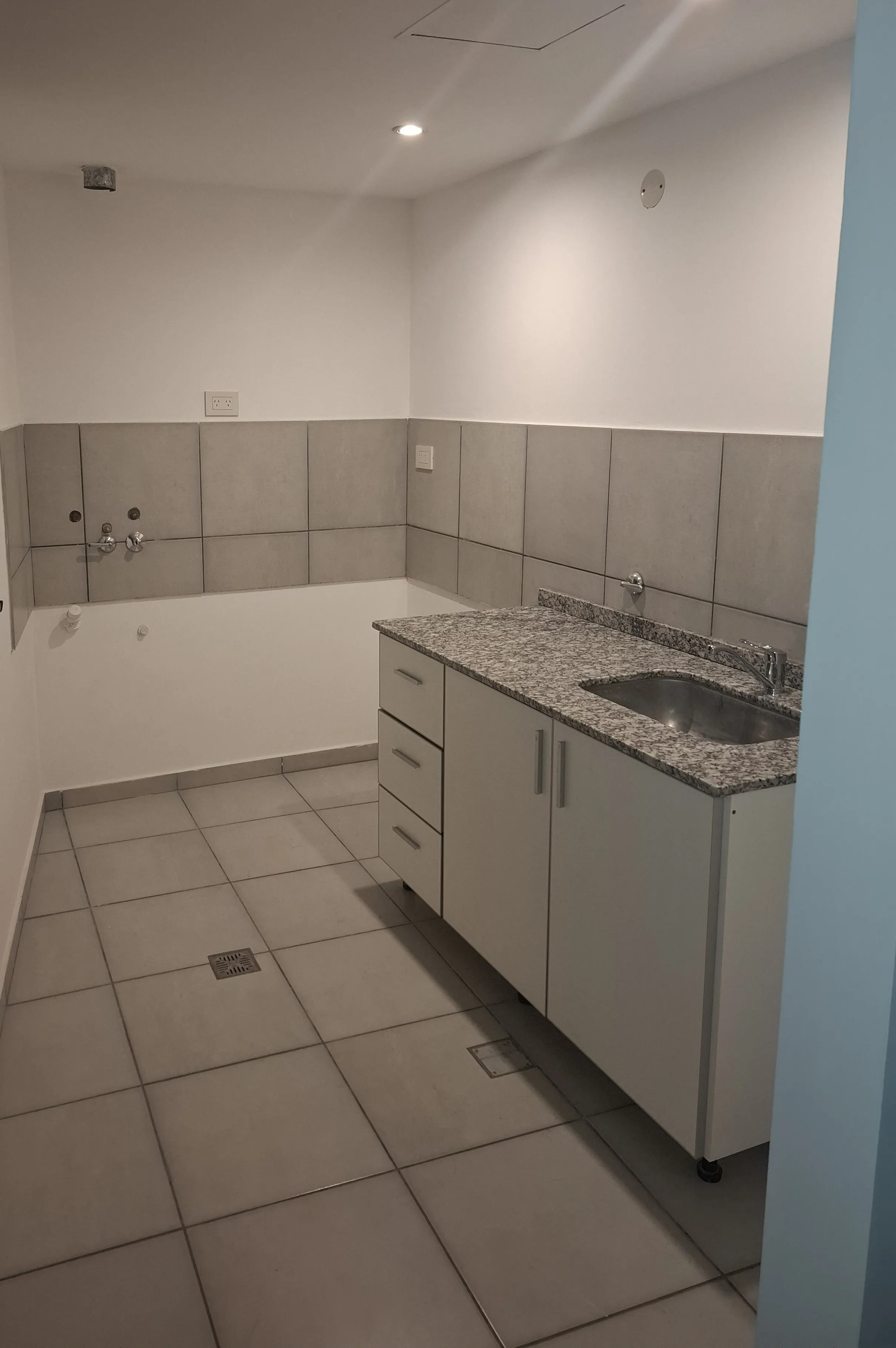 DÑO ALQ DEPTO 1 DORM A ESTRENAR!! frente al shopping Nuevocentro