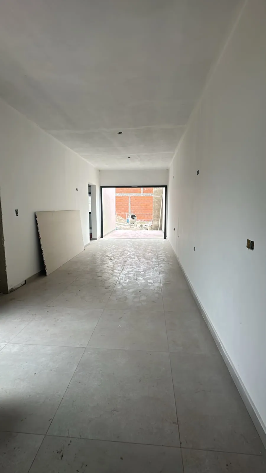 RINCONES DE MANANATIALES - EXCELENTE CASA DE UNA SOLA PLANTA - 2 DORM - 2 BAÑOS COCHERA
