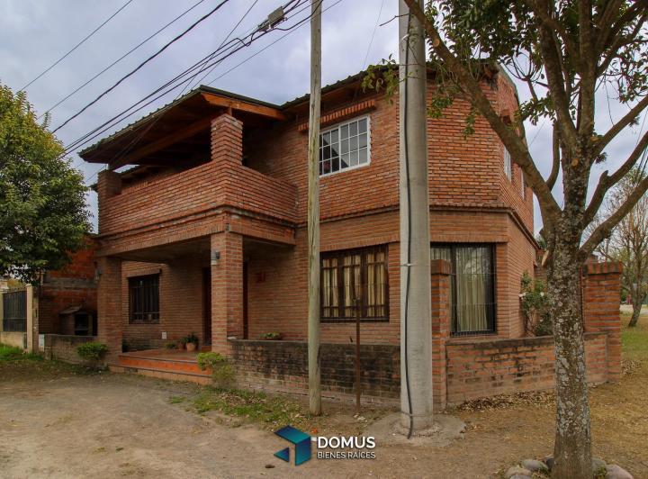 Casa · 190m² · 3 Dormitorios · 1 Cochera