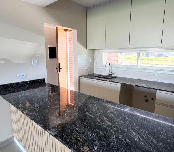 Casa · 173m² · 3 Dormitorios