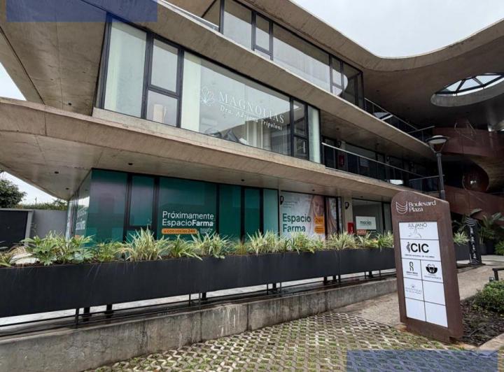 Oficina comercial · 41m² · 1 Ambiente · 1 Cochera