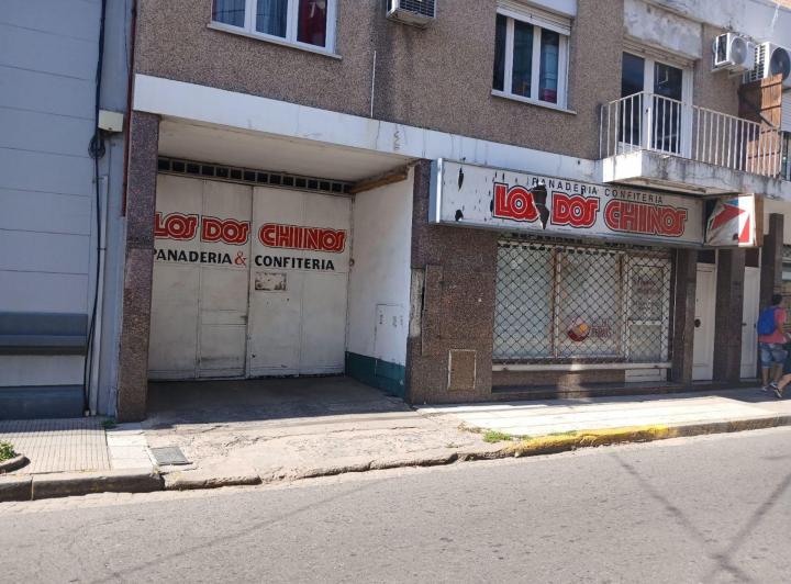 Local comercial · 350m² · 3 Cocheras