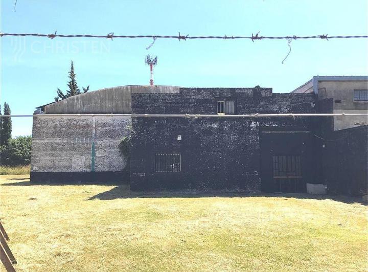 Bodega-Galpón · 900m²