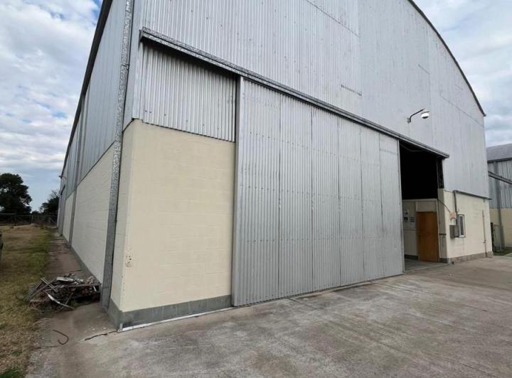 Bodega-Galpón · 980m²