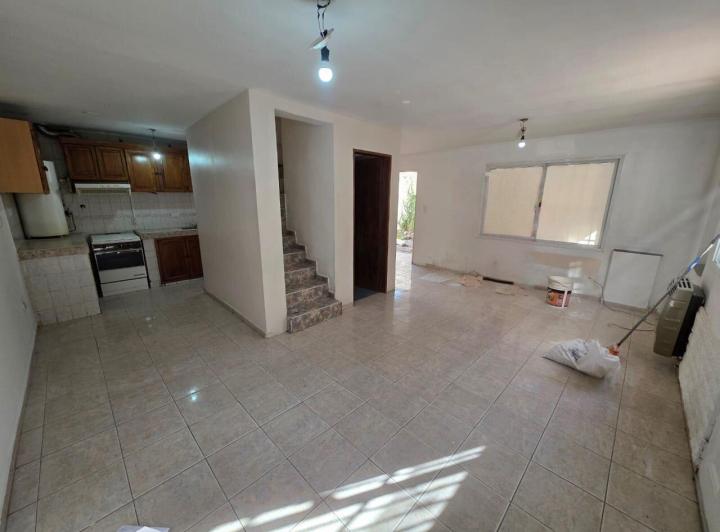 Casa · 150m² · 7 Ambientes · 1 Cochera