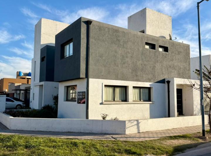 Departamento · 150m² · 6 Ambientes