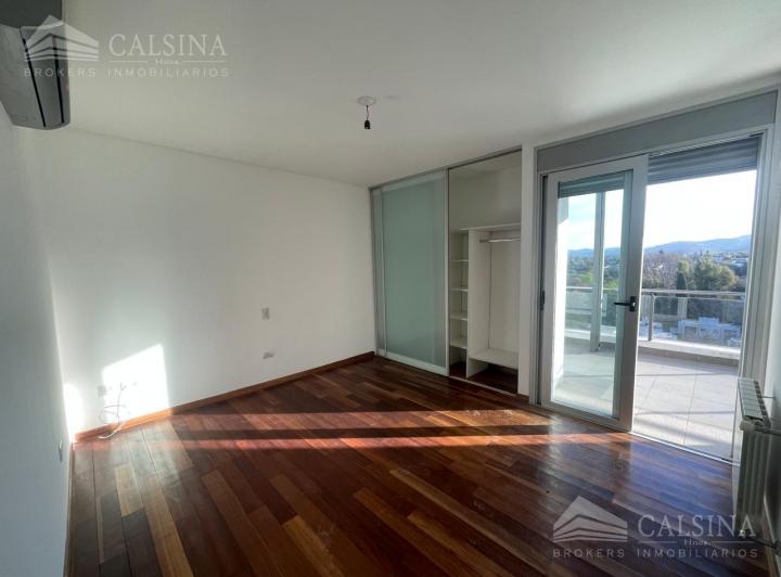 Departamento · 82m² · 4 Ambientes · 1 Cochera