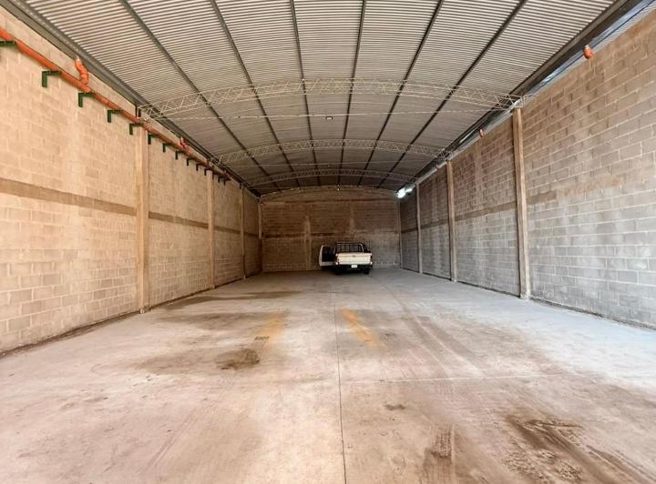 Bodega-Galpón · 300m²
