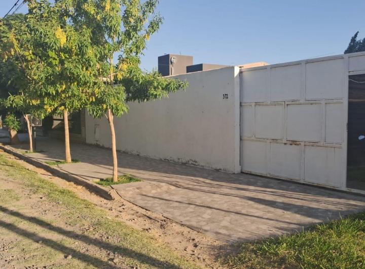 Casa · 35m² · 2 Ambientes · 2 Cocheras