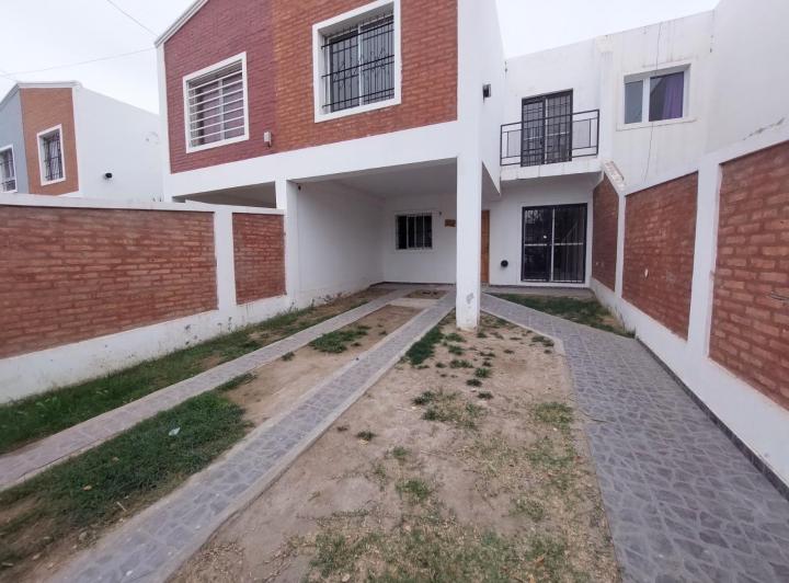 Casa · 150m² · 4 Ambientes · 1 Cochera