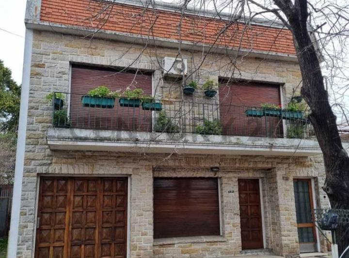 PH · 170m² · 4 Ambientes · 1 Cochera