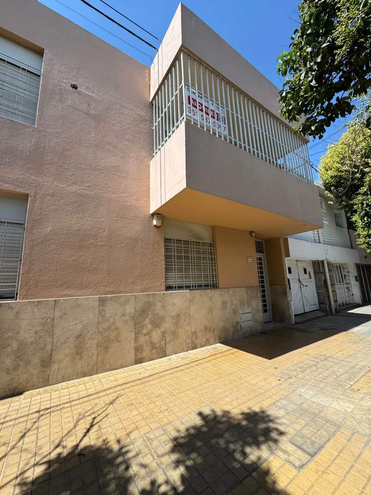 ALQUILER AMPLIO DEPTO 2 DORMITORIOS CON BALCON Barrio Cofico