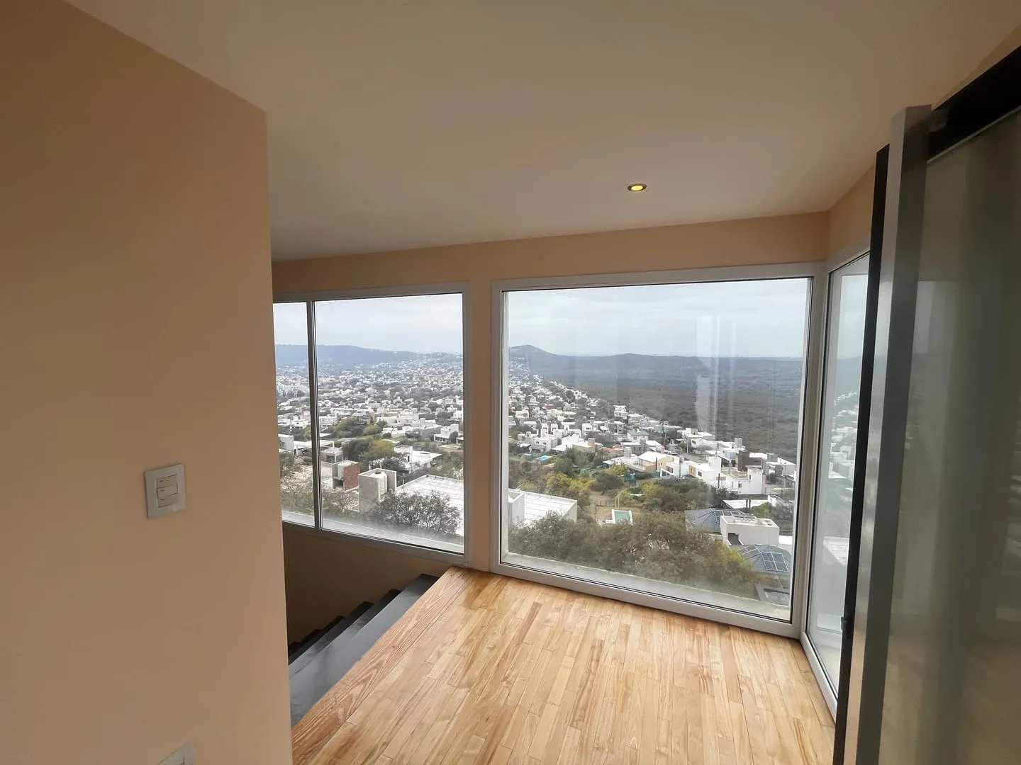 VENTA CASA 3 DORM TERRAZAS DE LA ESTANZUELA