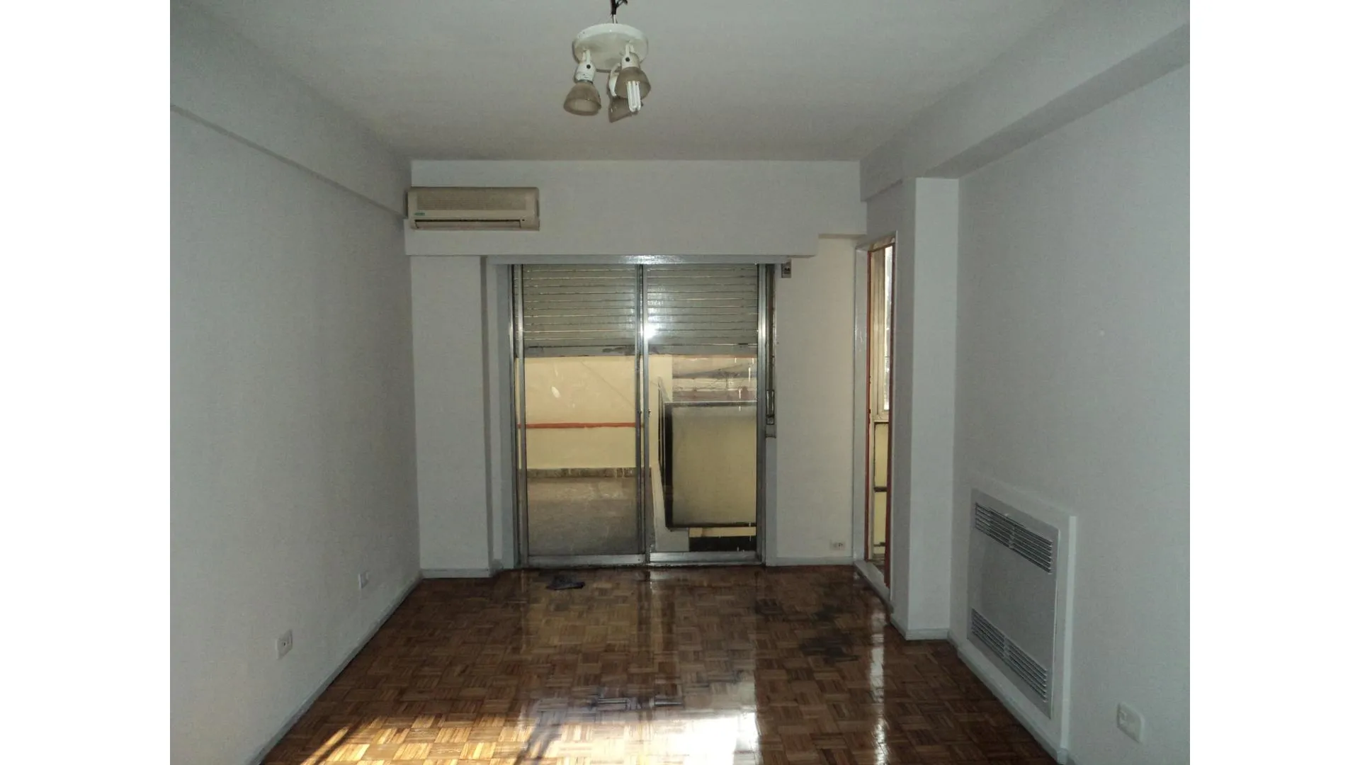 VENTA 2 Amb Cfte A/prof C/PATIO OPORTUNIDAD