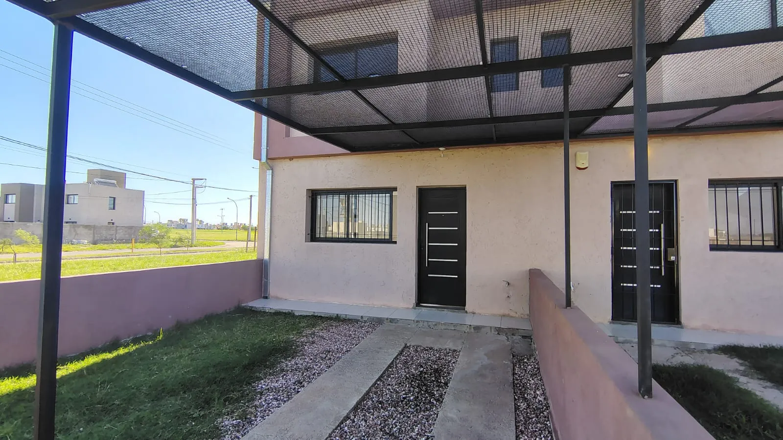 Venta Duplex en oportunidad Valle Cercano