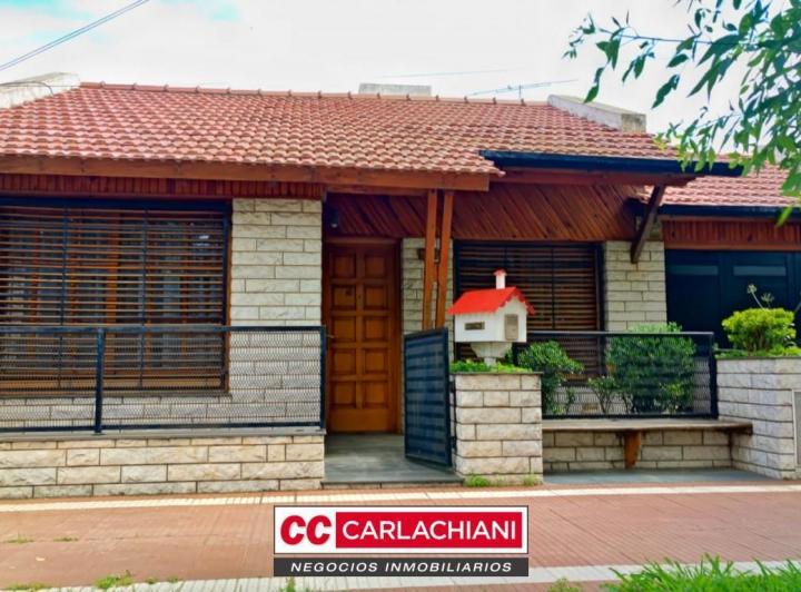 Casa · 3 Ambientes · 1 Cochera